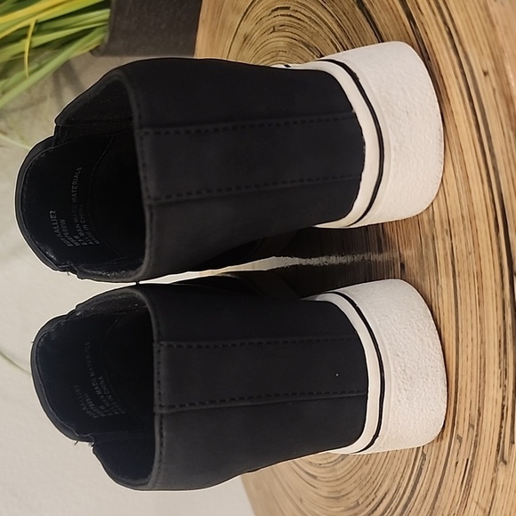 Sugar Kallie2 Black Quilted Slip-On Sneakers Women's Size 8.5 - Picture 4 of 11